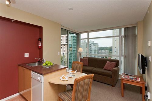 Lord Stanley Suites On The Park Vancouver Esterno foto